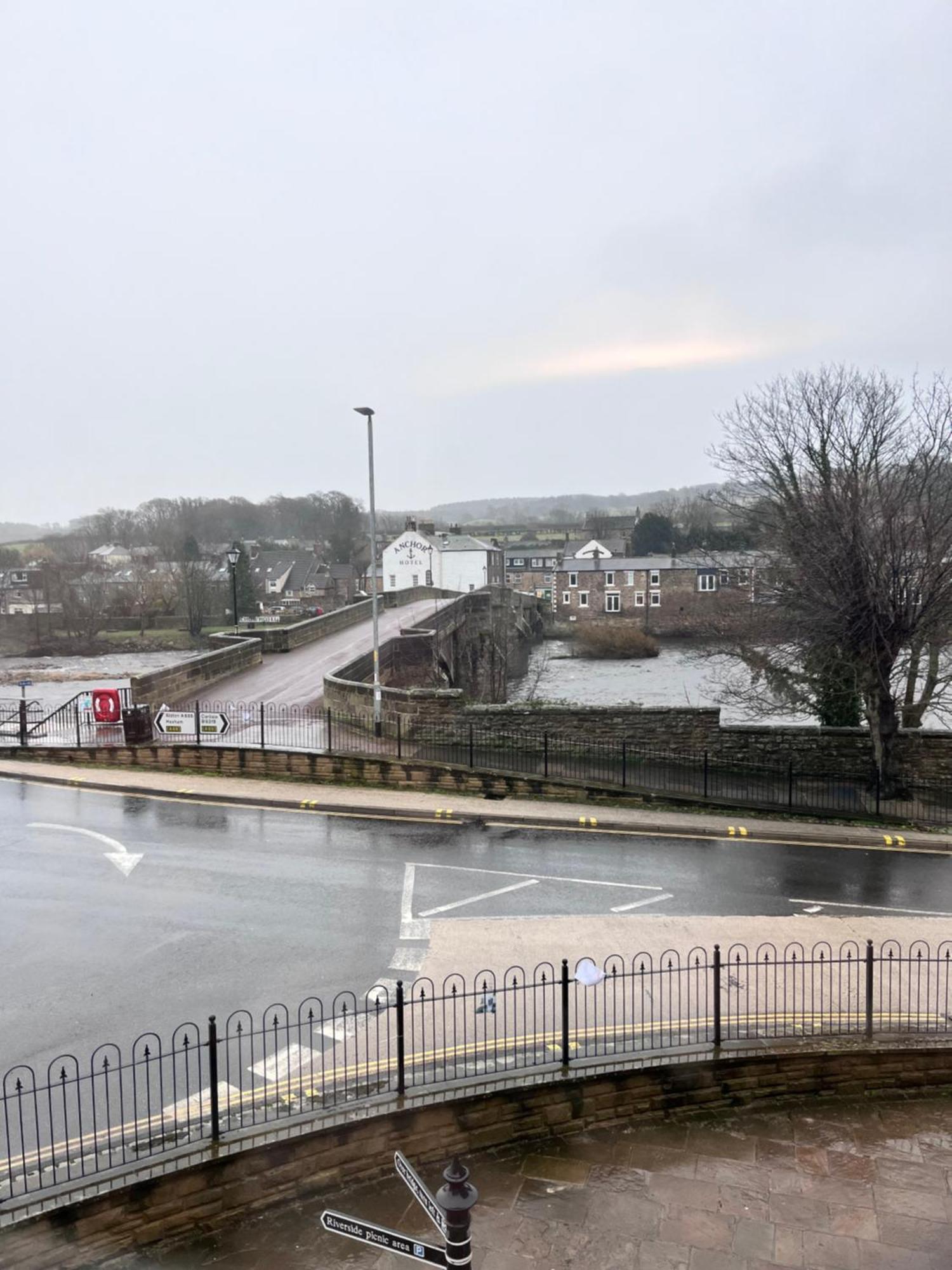 The Railway Apartments Haydon Bridge Eksteriør bilde